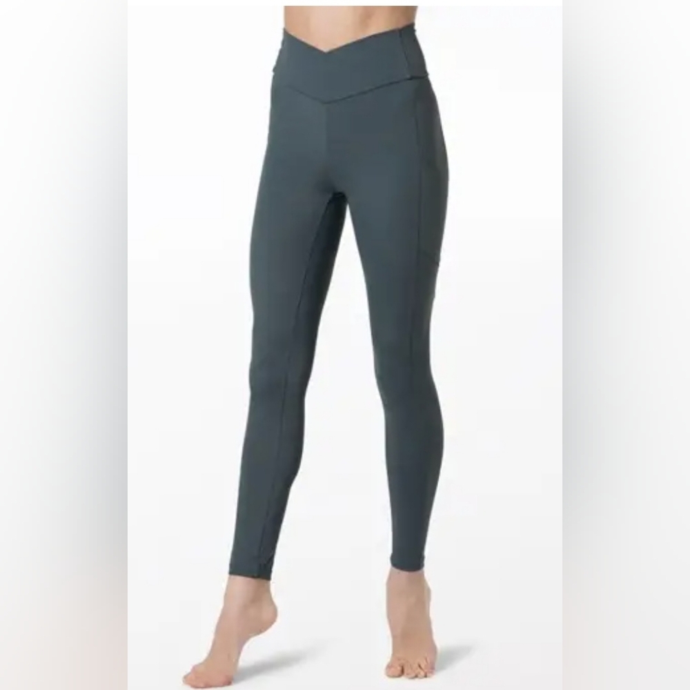NWT Balera Dancewear Crossover V-Waist Leggings in Pine Green XSC